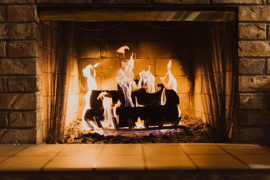 How to light a log fire