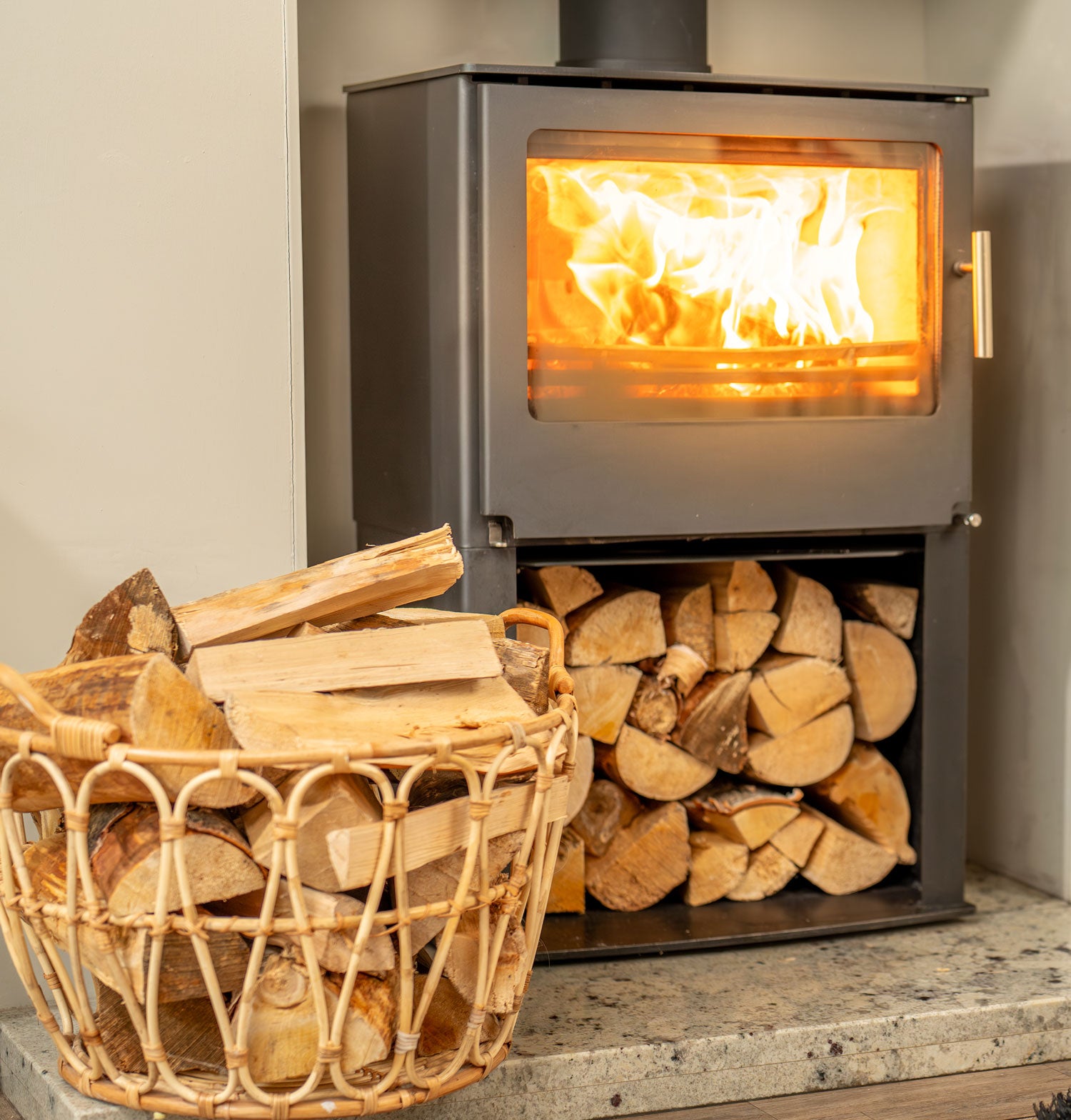 Homefire Kiln Dried Hardwood Logs - Bulk Bag (0.6m3)