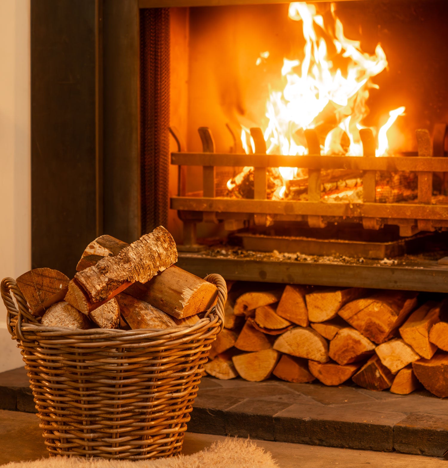 Homefire Kiln Dried Hardwood Logs - Bulk Bag (0.8m3)